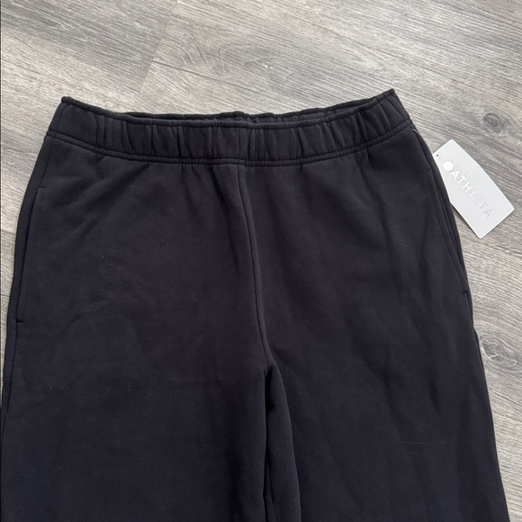 NWT Athleta Forever Fleece Black Jogger Size Medium - Picture 3 of 15